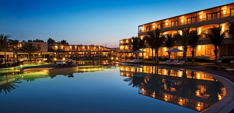 Dónde dormir en Paracas: guía de hoteles y hospedajes para tu visita a YakuPark